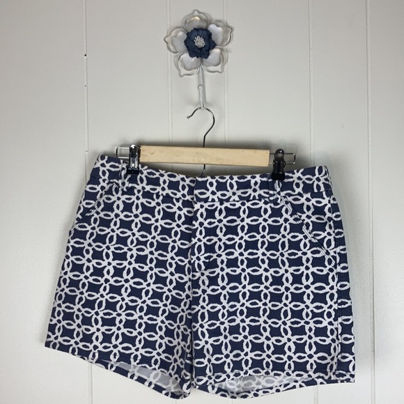Gray and White patterned 5” shorts Merona size 8 - Picture 2 of 6